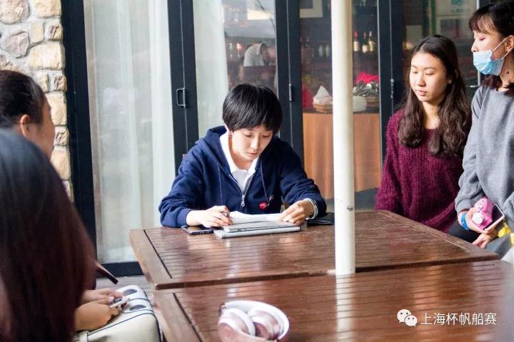 林佩媛 黄丹钰 王俊力 王睿 唐甜 黎佳琦 方锦金 魏兰 张婧烨 刘若凡